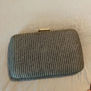 Black Gold Hard ribbed Clam Snap lock Clasp Evening Party Cocktail Clutch Bag